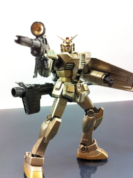 1/144 High Grade RX-78-2 GUNDAM 35th Anniv SEVEN ELEVEN ver.LOW